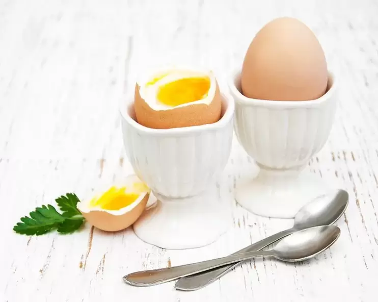 weich gekochte Eier für die Eierdiät